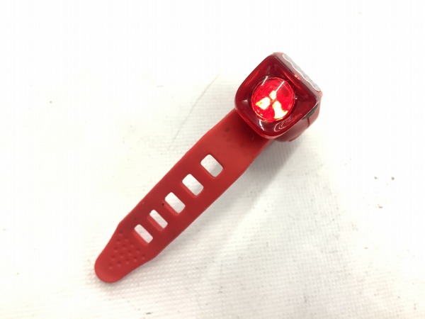 リアライト レッド