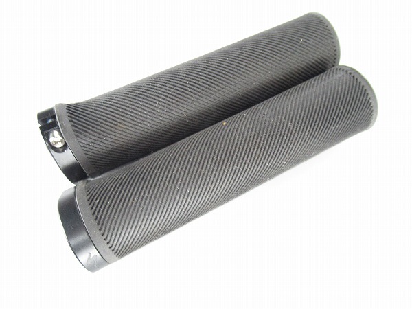 ロックグリップ　ブラック　全長：約134mm　22.2mm径対応