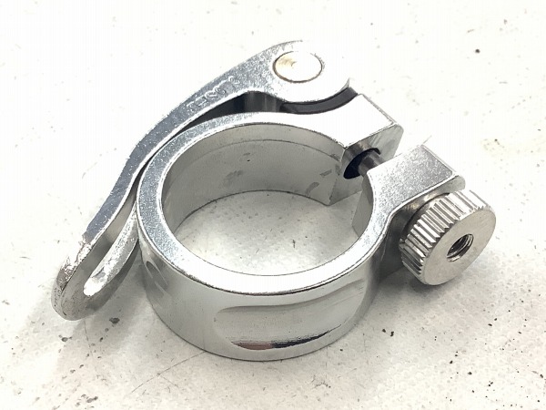 シートクランプ　シルバー 31.8mm