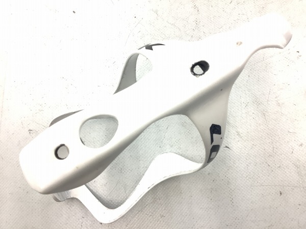 ボトルケージ　CARBON ホワイト