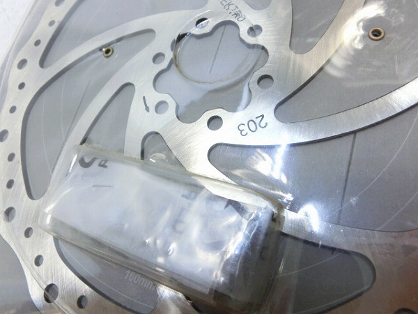 ディスクローター φ203mm/6穴