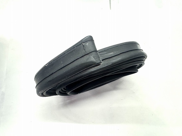 チューブ RACE28 700×20-25C 仏式(42mm)