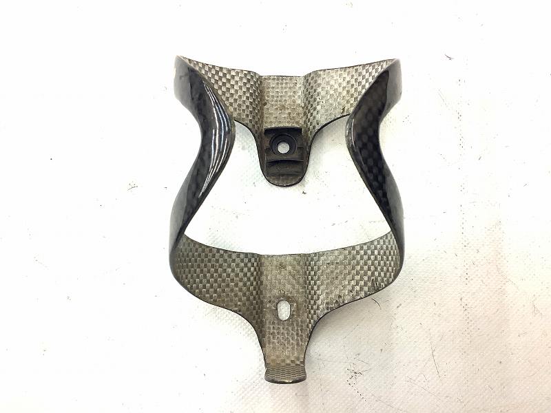 カーボンボトルケージ