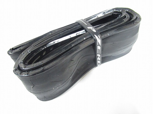 スリックタイヤ P ZERO RACE TLR 700x28c ホワイト