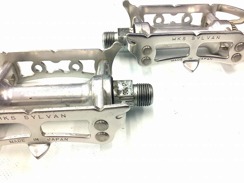 フラットペダル SYLVAN