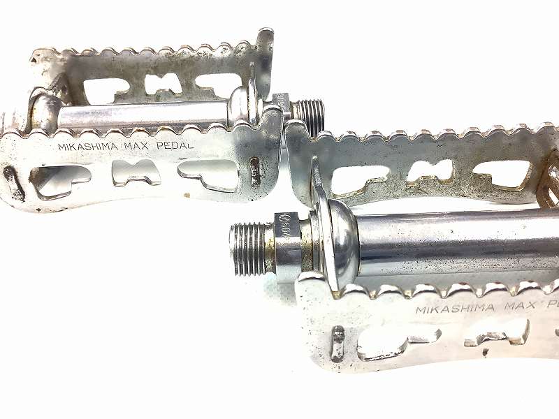 フラットペダル MAX