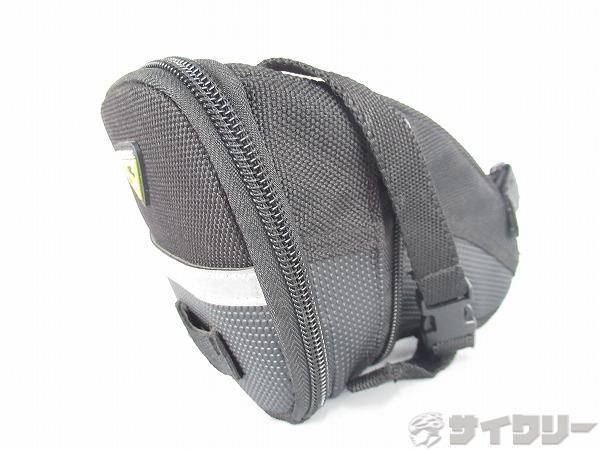 サドルバッグ　エアロウェッジパック　ストラップマウント　Mサイズ