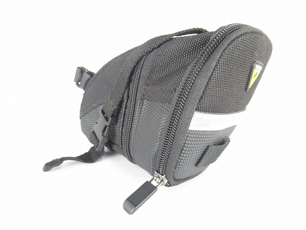 サドルバッグ　エアロウェッジパック　ストラップマウント　Mサイズ