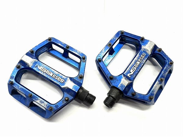 フラットペダル ブルー