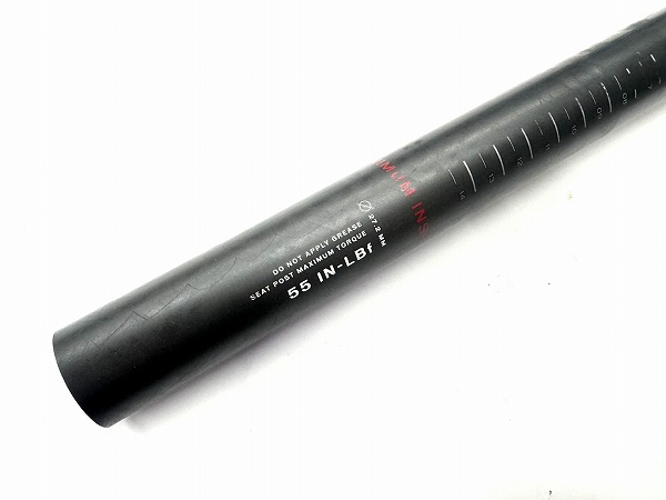 シートポスト fact CARBON 約300mm(実測）/27.2mm