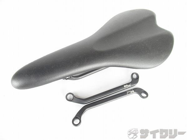 サドル FORSAGE　ブラック　アルミ＆カーボンレール（交換可能）