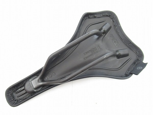 サドル 612R　Ergowave R　ブラック　カーボンレール