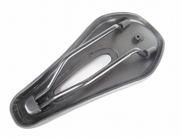 サドル EVA　ブラック