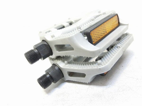 フラットペダル グレー