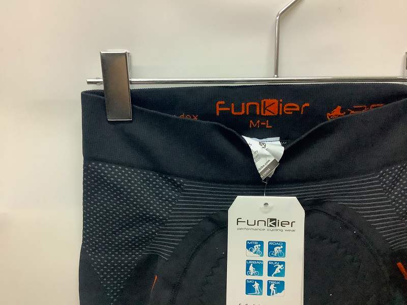 Velletri seamlwss TECH elite SHORTS  M-L