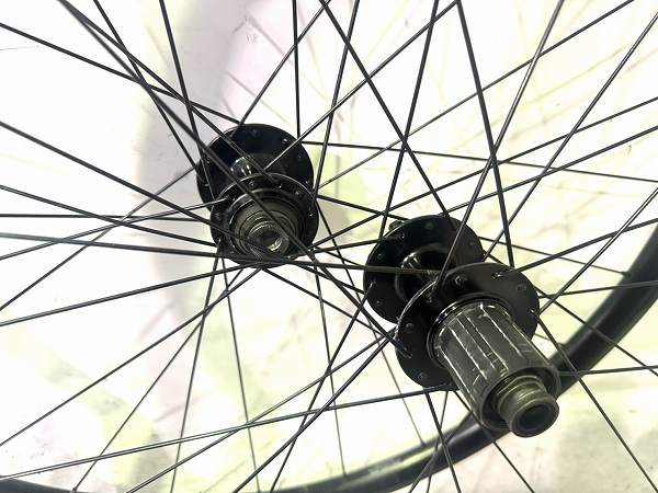 ホイールセット AFFINITY TLR 622×21 100/142mm 12mm 6穴式