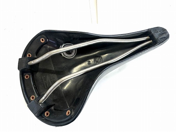 サドル REGAL ブラック