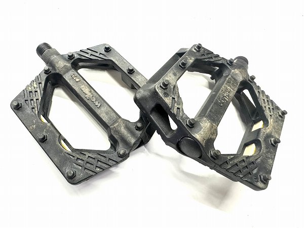 フラットペダル B223 ブラック