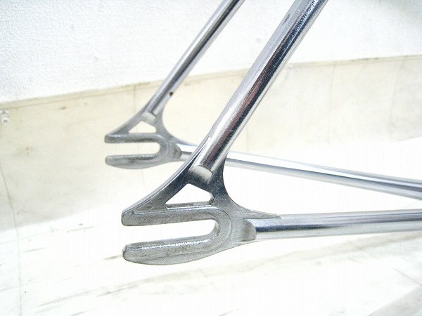 ピストフレーム NJS ※フロントブレーキ穴、メッキ加工