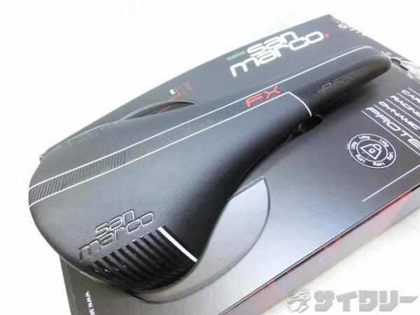 サドル REGALE CARBONFX PROTEK  ブラック 138mm