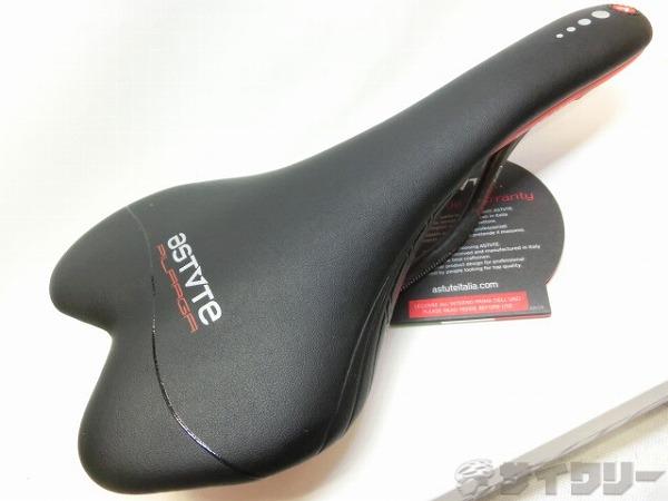 サドル SKYLITE SR カーボンレール ブラック/レッド ※べたつき