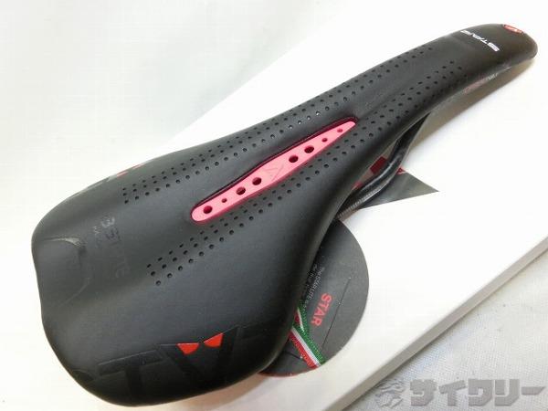 サドル STARLITE カーボンレール ブラック/ピンク