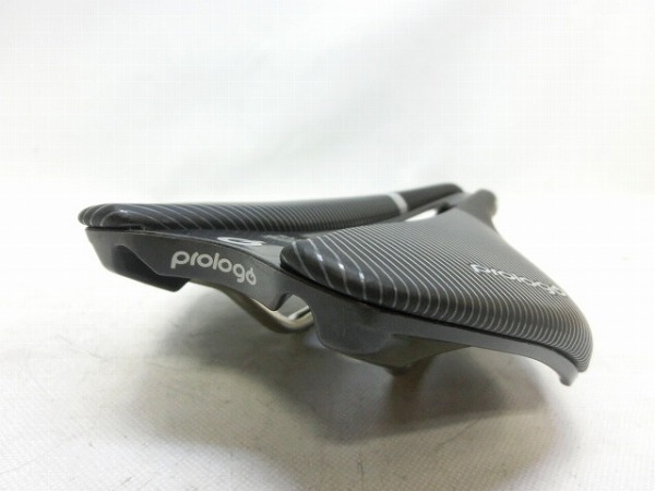 サドル DIMENSION PAS TIROXレール