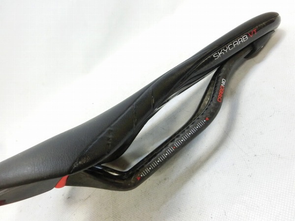 サドル SKYCARB VT カーボンレール 