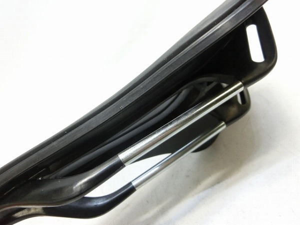 サドル NOVUS BOOST 145