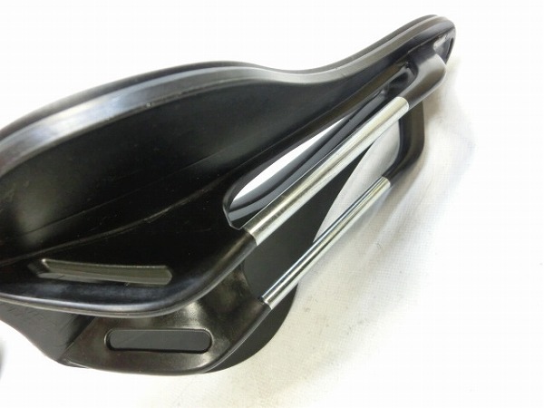 サドル NOVUS BOOST 145