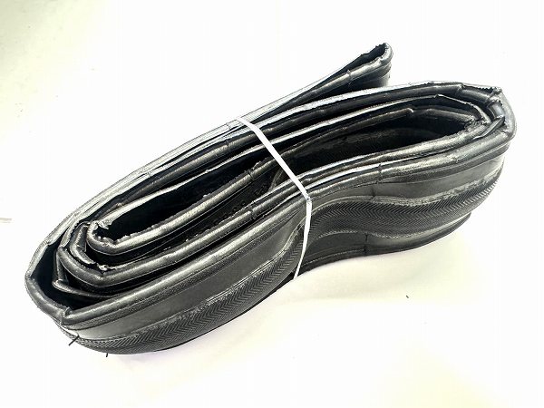 クリンチャータイヤ TRUEANCE 700×23C