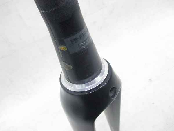 カーボンフロントフォーク 700c 218mm/テーパーコラム（28.6-39.6mm）