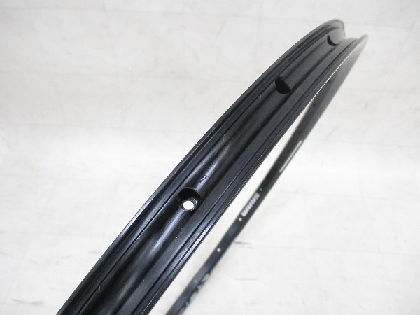 チューブレスリム ROAM 40 584x21c 24H