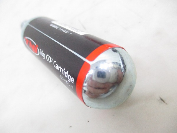 CO2ボンベ ねじ切り シルバー