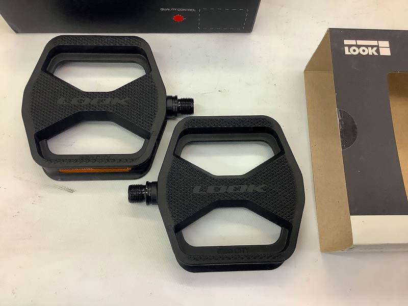 フラットペダル GEO CITY ブラック