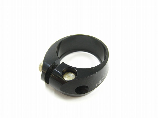 シートクランプ SC-E102 29.8mm ブラック