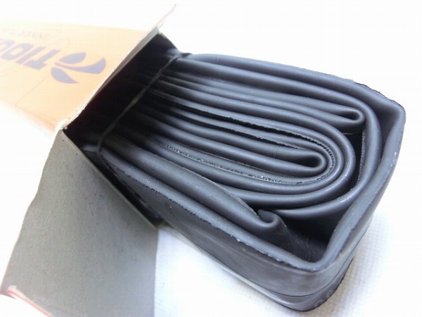 チューブ 29×1.8-2.35 米式