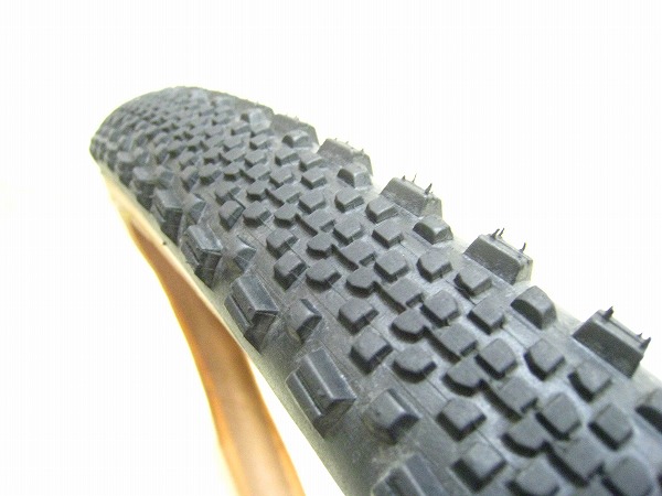 グラベルタイヤ RADDLER TCS 700×40c