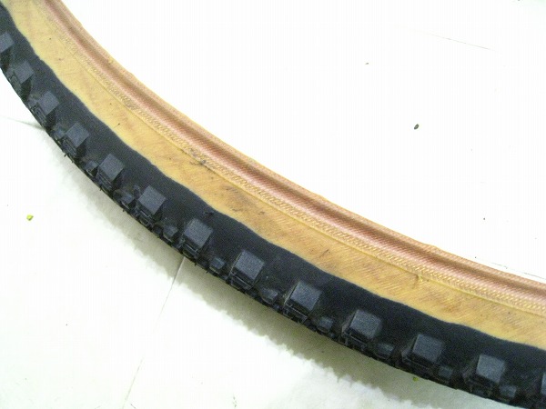 グラベルタイヤ RADDLER TCS 700×40c