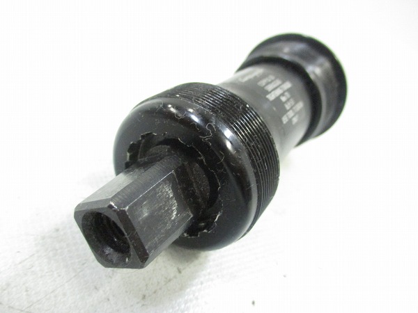 ボトムブラケット CENTAUR JIS 68/111mm