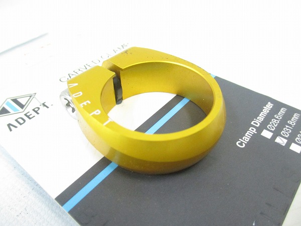 シートクランプ CARVED CLAMP ゴールド φ31.8mm ※擦れ傷あり