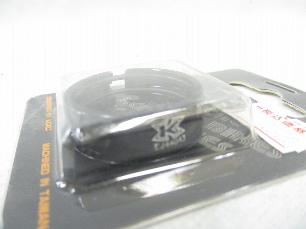 シートポストグリップ ブラック φ27.2mm/φ31.8mm