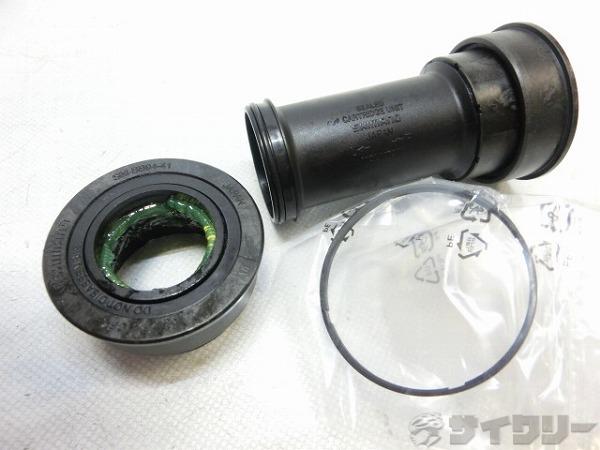 圧入ボトムブラケット XTR SM-BB94　41a 