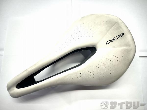 サドル EC90 スチールレール ホワイト