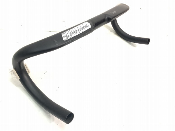 カーボンドロップハンドル SUPERZERO DCR 440mm（外-外）/φ31.7mm
