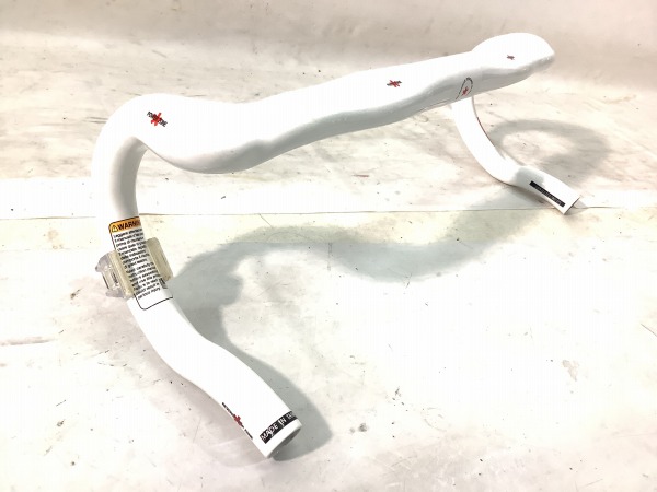 カーボンドロップハンドル NEO MORPHE ホワイト 440/31.8㎜