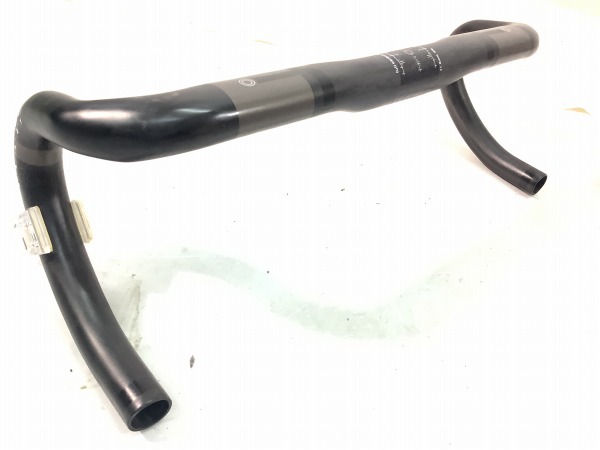 カーボンドロップハンドル 420㎜（C-C）/φ31.8㎜