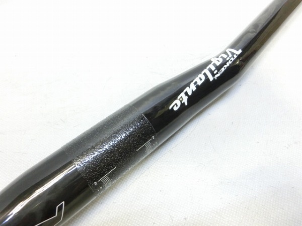 カーボンフラットバー　VIGILANTE　680mm/φ31.8mm