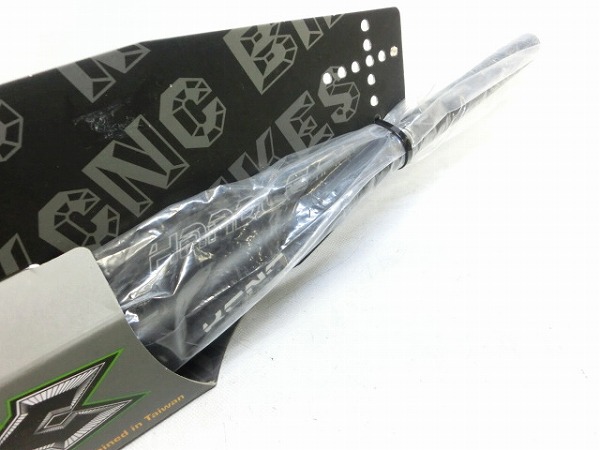 ライザーバー RAMPANT 710mm/φ31.8mm