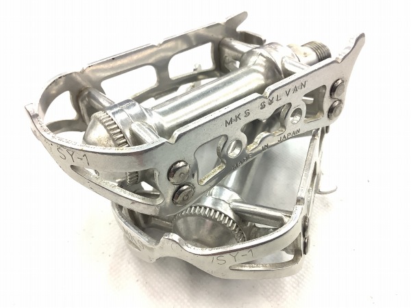 フラットペダル SYLVAN シルバー